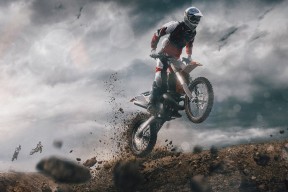 2026世界杯亚洲区预选赛-魔兽归来！德罗巴首秀碾压拜仁，球迷起立致敬热血重燃